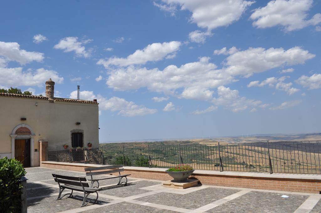 Ibasilischi Irsina Exterior foto